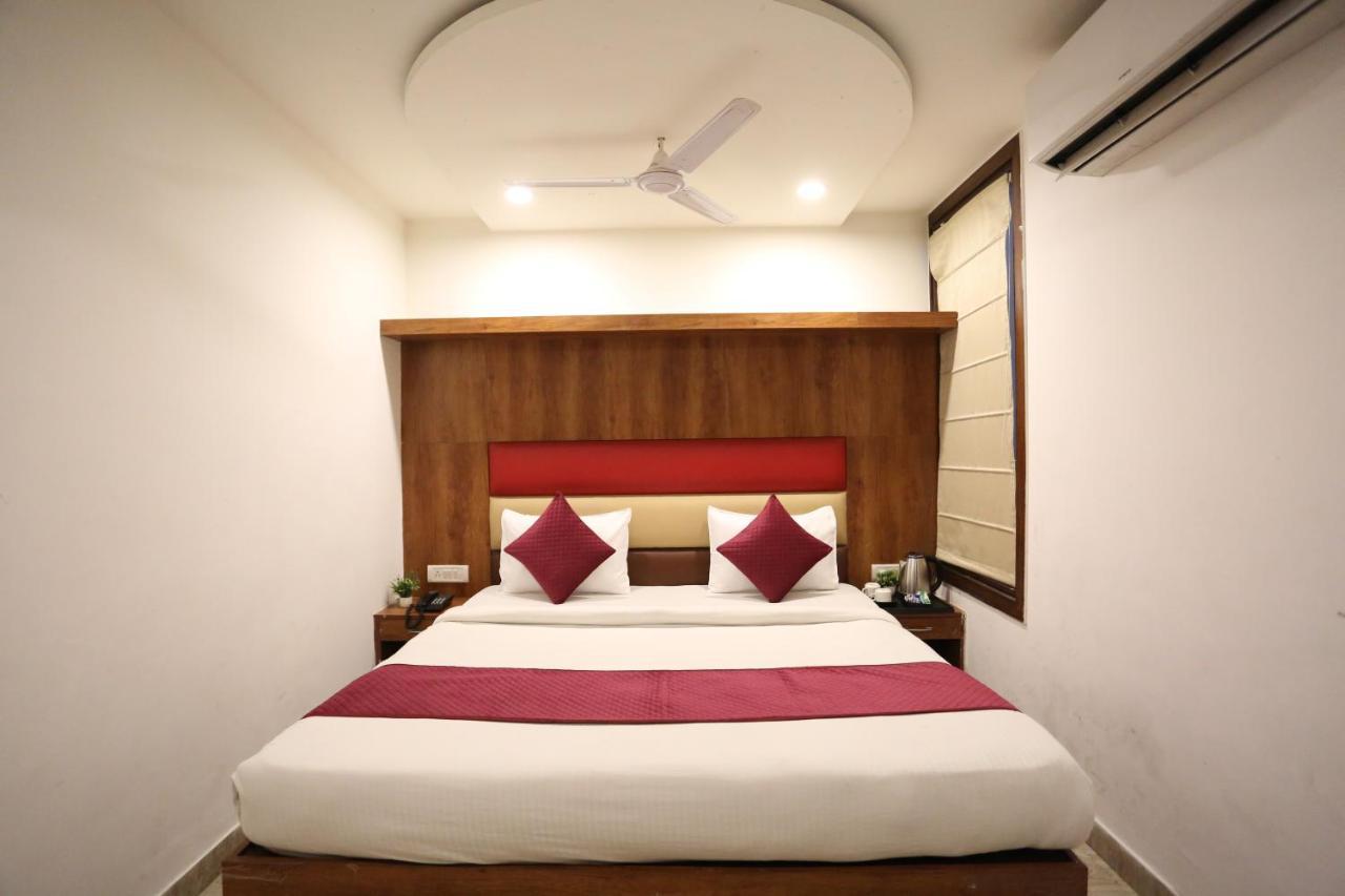 Hotel Sm Suits Near Delhi Airport-Unit By Grand Urban Luxury Νέο Δελχί Εξωτερικό φωτογραφία