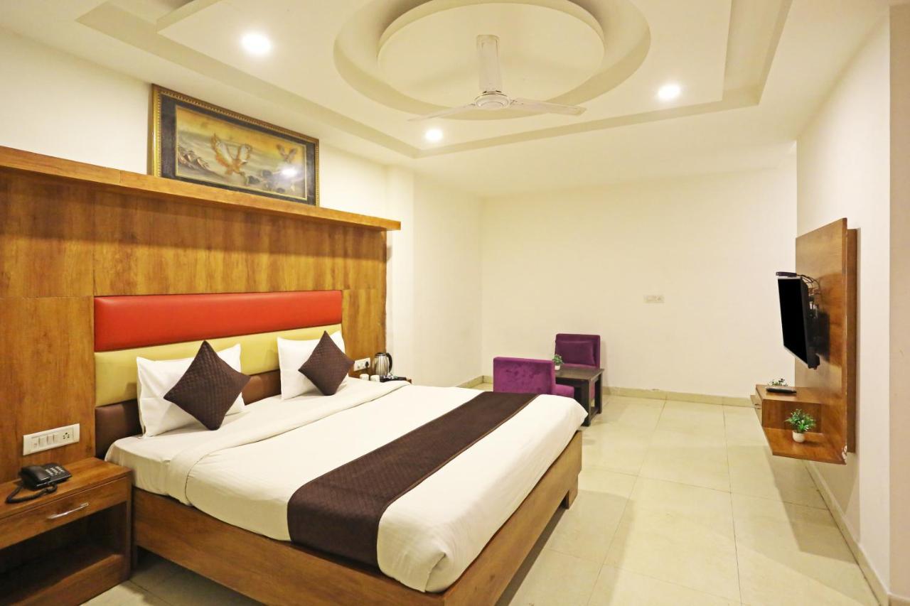 Hotel Sm Suits Near Delhi Airport-Unit By Grand Urban Luxury Νέο Δελχί Εξωτερικό φωτογραφία