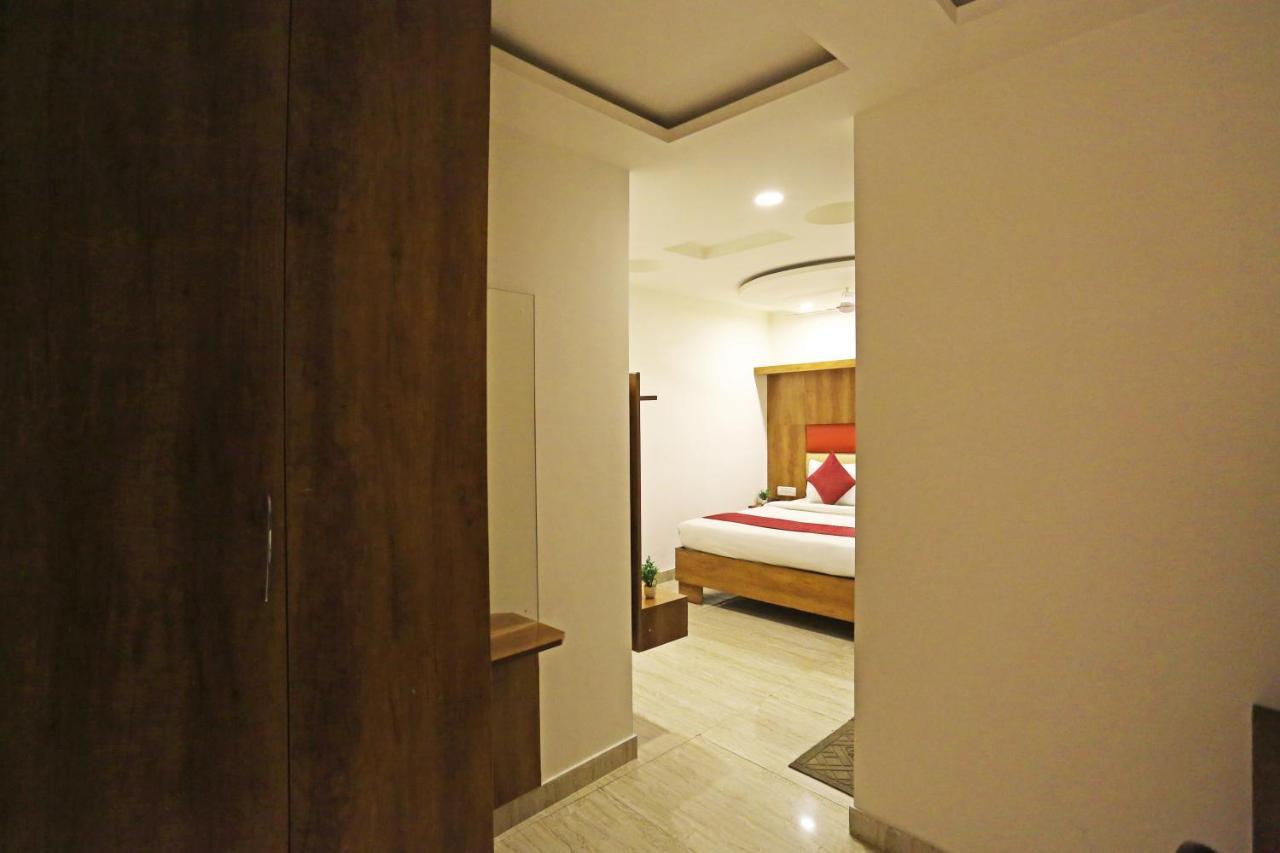 Hotel Sm Suits Near Delhi Airport-Unit By Grand Urban Luxury Νέο Δελχί Εξωτερικό φωτογραφία