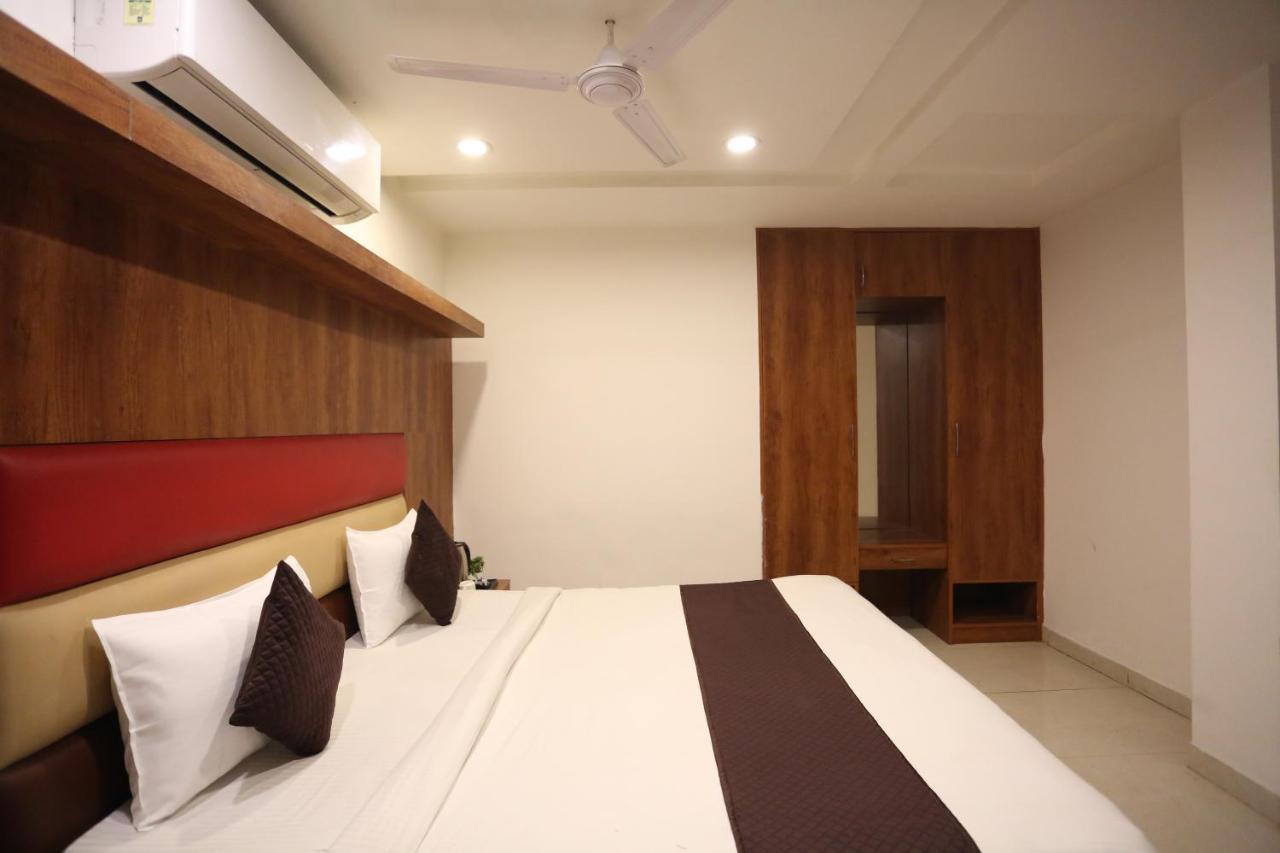 Hotel Sm Suits Near Delhi Airport-Unit By Grand Urban Luxury Νέο Δελχί Εξωτερικό φωτογραφία