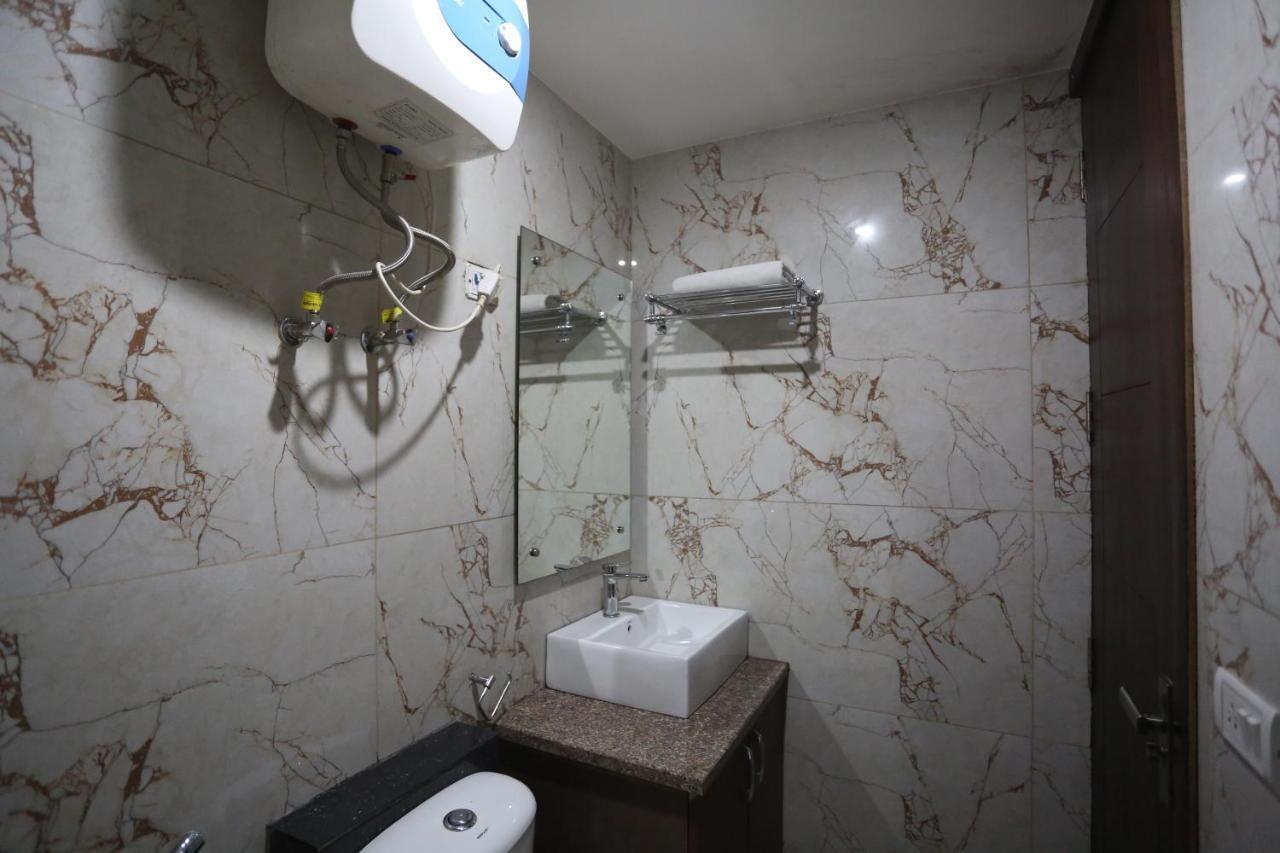 Hotel Sm Suits Near Delhi Airport-Unit By Grand Urban Luxury Νέο Δελχί Εξωτερικό φωτογραφία