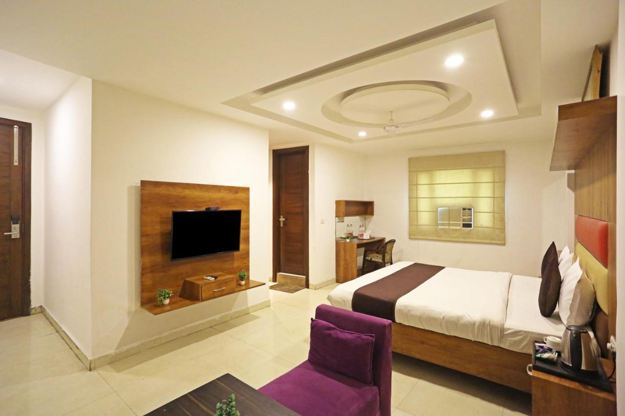 Hotel Sm Suits Near Delhi Airport-Unit By Grand Urban Luxury Νέο Δελχί Εξωτερικό φωτογραφία