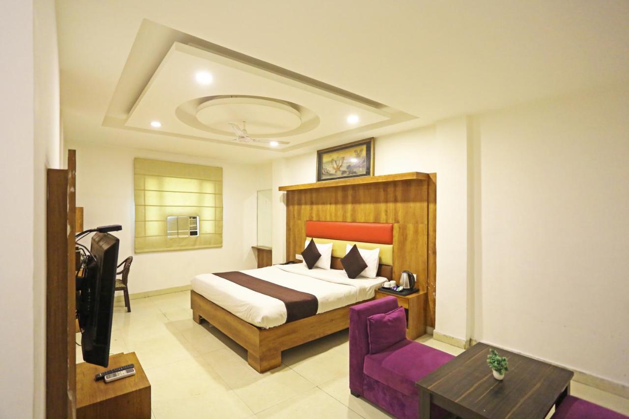 Hotel Sm Suits Near Delhi Airport-Unit By Grand Urban Luxury Νέο Δελχί Εξωτερικό φωτογραφία